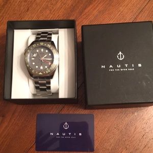 Nautis “Global Dive” Watch